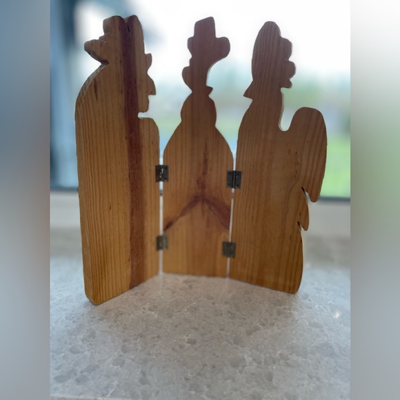 Wooden Rooster Decor - Picture 3 of 8